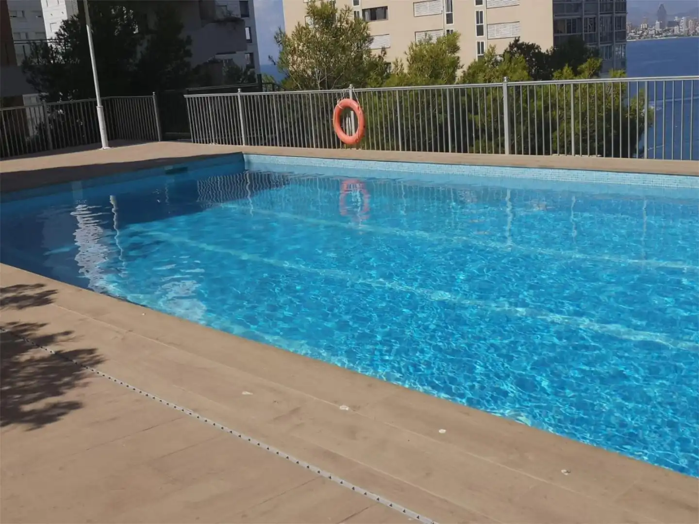 Piscina de Apartament en venda en Benidorm amb Aire condicionat