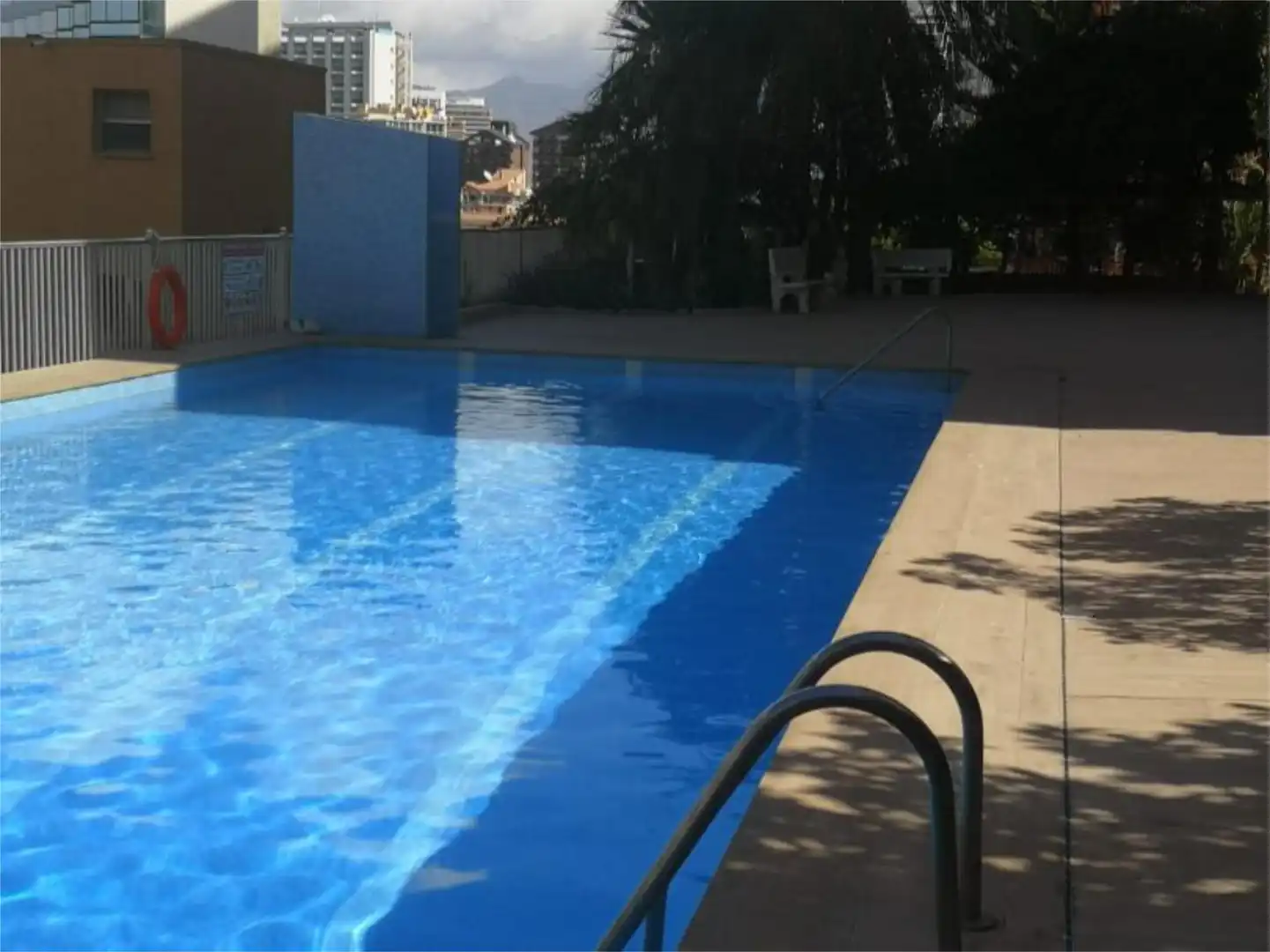 Piscina de Apartament en venda en Benidorm amb Aire condicionat