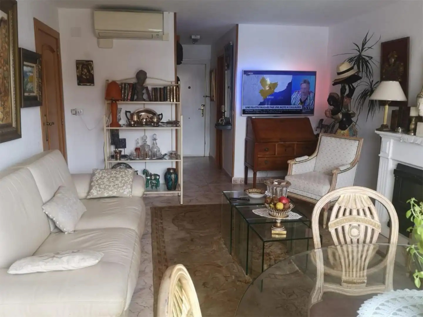 Sala d'estar de Apartament en venda en Benidorm amb Aire condicionat