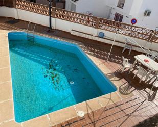 Piscina de Casa adosada en venda en Cenes de la Vega