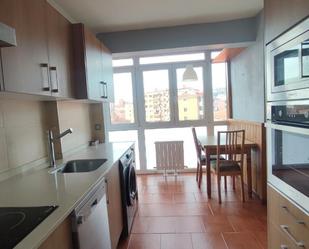 Kitchen of Flat to rent in Bilbao   with Heating, Furnished and Oven