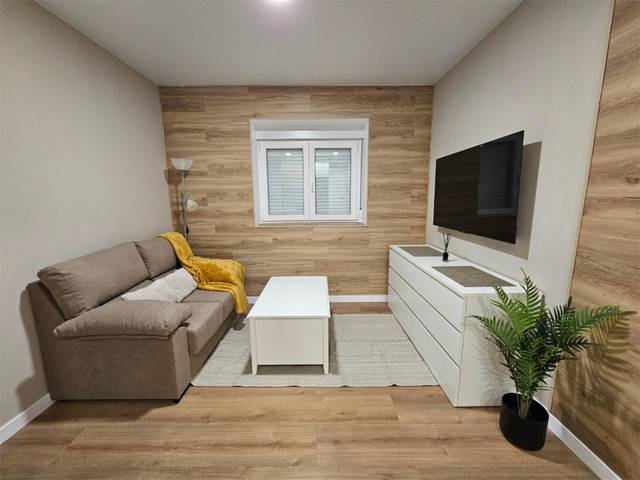 Piso en Alquiler en Calle Murillo, 62 en Fraternidad