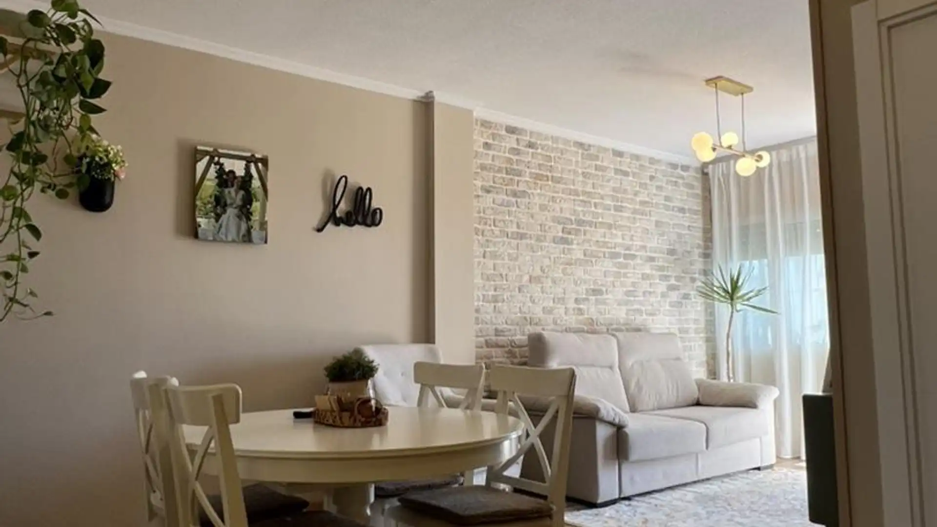 Sala de estar de Piso en venta en Pilar de la Horadada con Aire acondicionado, Calefacción y Parquet