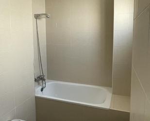 Bathroom of Duplex for sale in  Almería Capital  with Terrace and Balcony