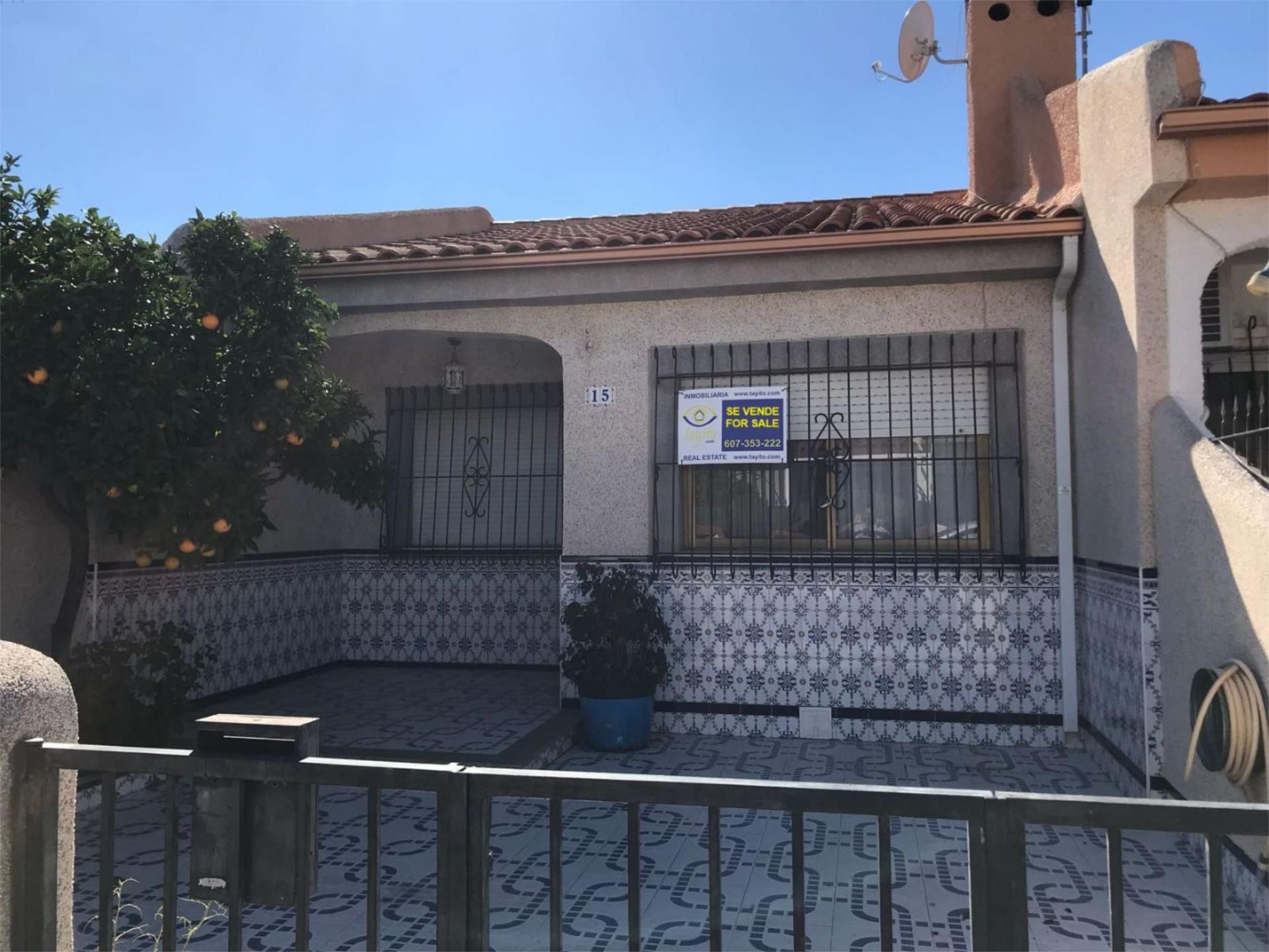 Exterior view of Planta baja for sale in Los Alcázares  with Air Conditioner, Heating and Private garden