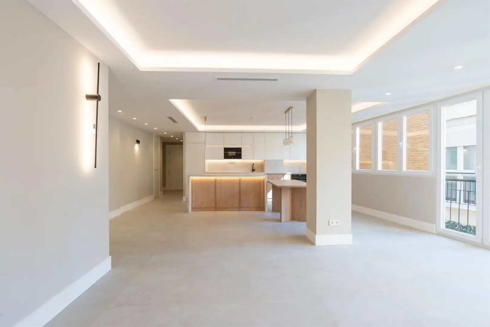 Flat for sale in Calle Puerto, 4, La Malagueta - Monte Sancha Kitchen of Flat for sale in Málaga with Air Conditioner, Heating and Oven