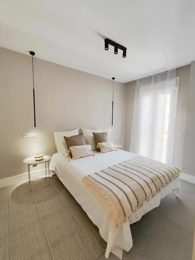 Flat for sale in Calle Puerto, 4, La Malagueta - Monte Sancha Bedroom of Flat for sale in Málaga with Air Conditioner, Heating and Oven