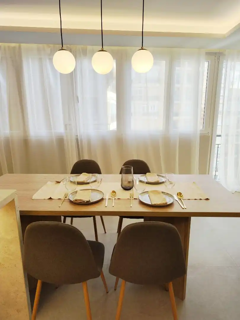 Flat for sale in Calle Puerto, 4, La Malagueta - Monte Sancha Dining room of Flat for sale in Málaga with Air Conditioner, Heating and Oven