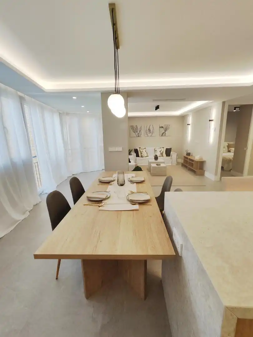 Flat for sale in Calle Puerto, 4, La Malagueta - Monte Sancha Dining room of Flat for sale in Málaga with Air Conditioner, Heating and Oven