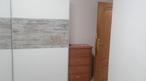 Habitació a Carrer del Bambú, 7, Sant Ildefons, Cornellà de Llobregat - imatge 4 Foto 4 de Habitació a Carrer del Bambú, 7, Sant Ildefons, Cornellà de Llobregat