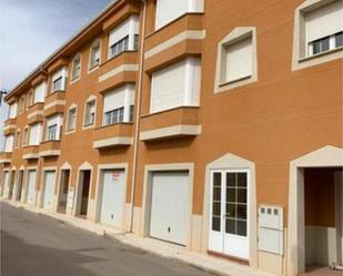 Vista exterior de Casa adosada de lloguer en Vellisca amb Calefacció, Jardí privat i Terrassa