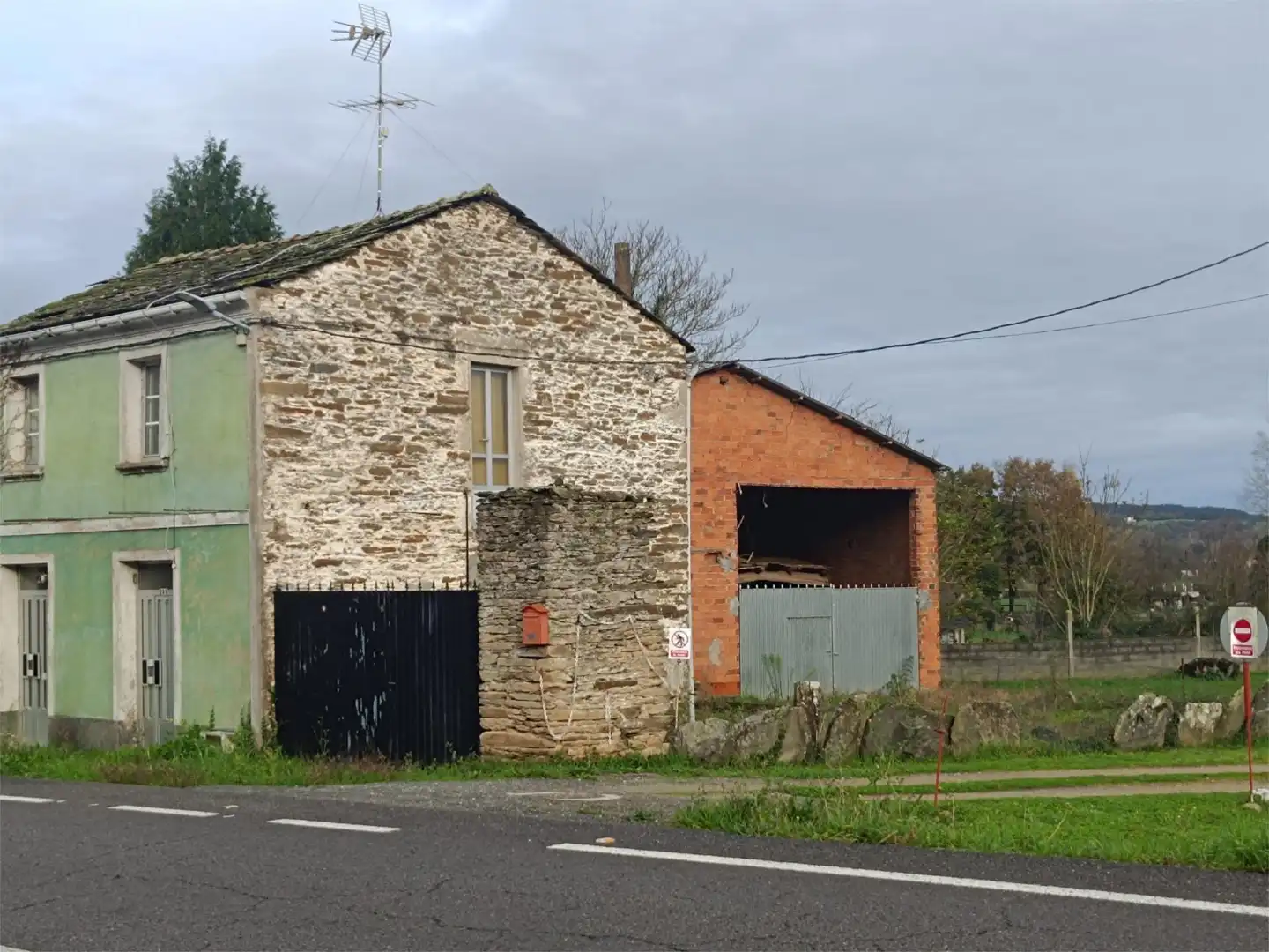 Vista exterior de Casa o xalet en venda en Sarria amb Jardí privat i Piscina