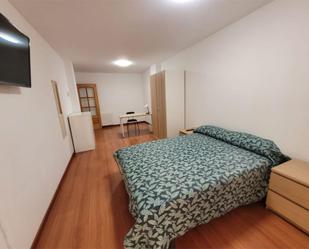 Bedroom of Flat to share in Castelldefels  with Heating, Furnished and Balcony