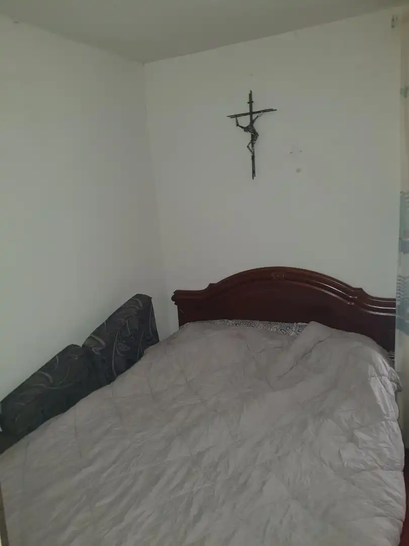Einfamilien-Reihenhaus zum Verkauf in Calle Calvo Sotelo, 22, Tórtoles de Esgueva Schlafzimmer von Einfamilien-Reihenhaus zum Verkauf in Tórtoles de Esgueva mit Abstellraum, Möbliert und Ofen