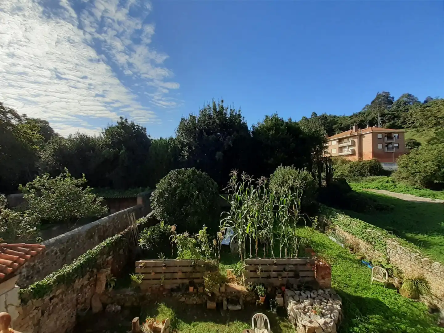 Jardí de Casa o xalet en venda en Alfoz de Lloredo amb Jardí privat, Terrassa i Traster