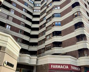 Exterior view of Flat for sale in  Pamplona / Iruña  with Terrace, Community parking and Balcony