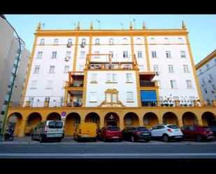 Exterior view of Flat for sale in  Sevilla Capital  with Air Conditioner, Heating and Parquet flooring