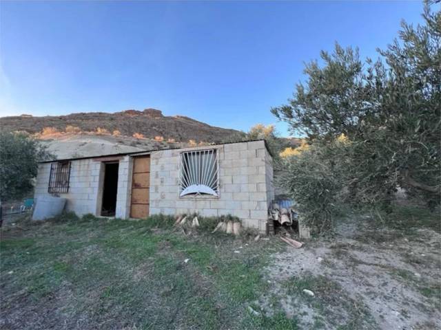 Terreno no urbanizable en Venta en Calle Jaen, 9 en Huesa
