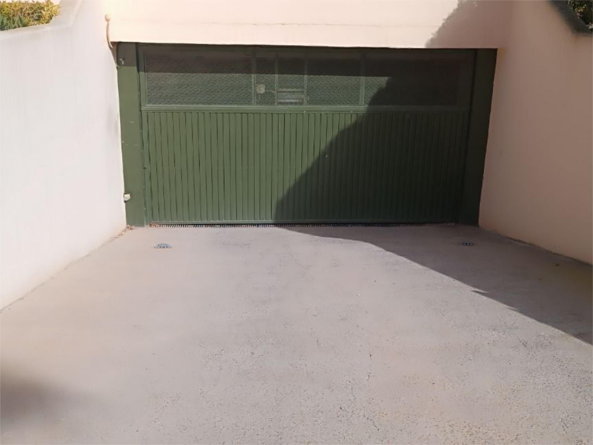Traster de lloguer a Calle Dársena, 1, Roda