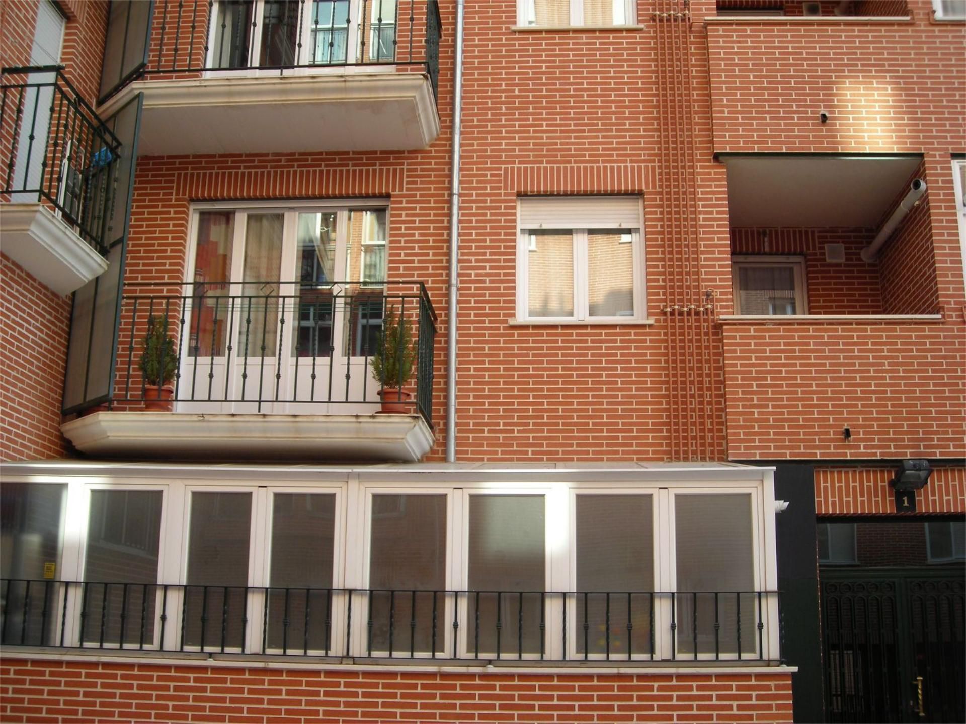 Flat to rent in Calle Agustín Rodríguez Sahagún, 22, Universidad