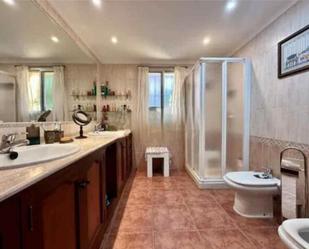 Bathroom of Single-family semi-detached for sale in Marbella  with Private garden, Terrace and Storage room