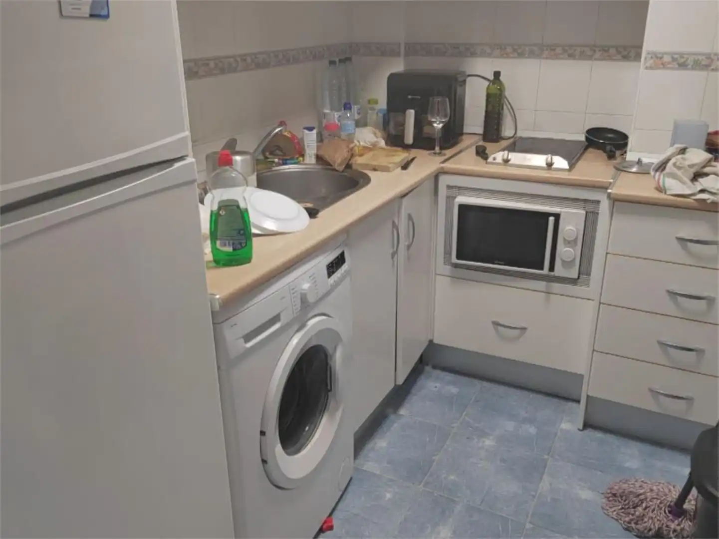 Kitchen of Flat for share in Benalmádena  with Air Conditioner, Heating and Private garden