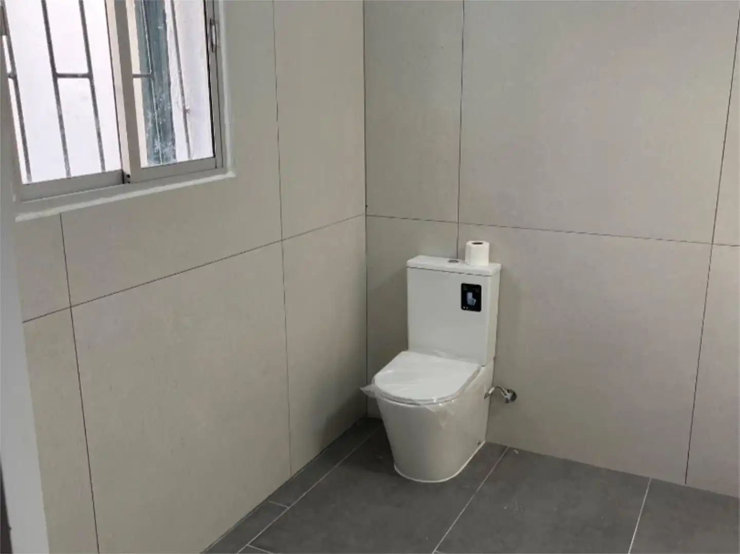 Badezimmer von Geschaftsraum zur Miete in Arico