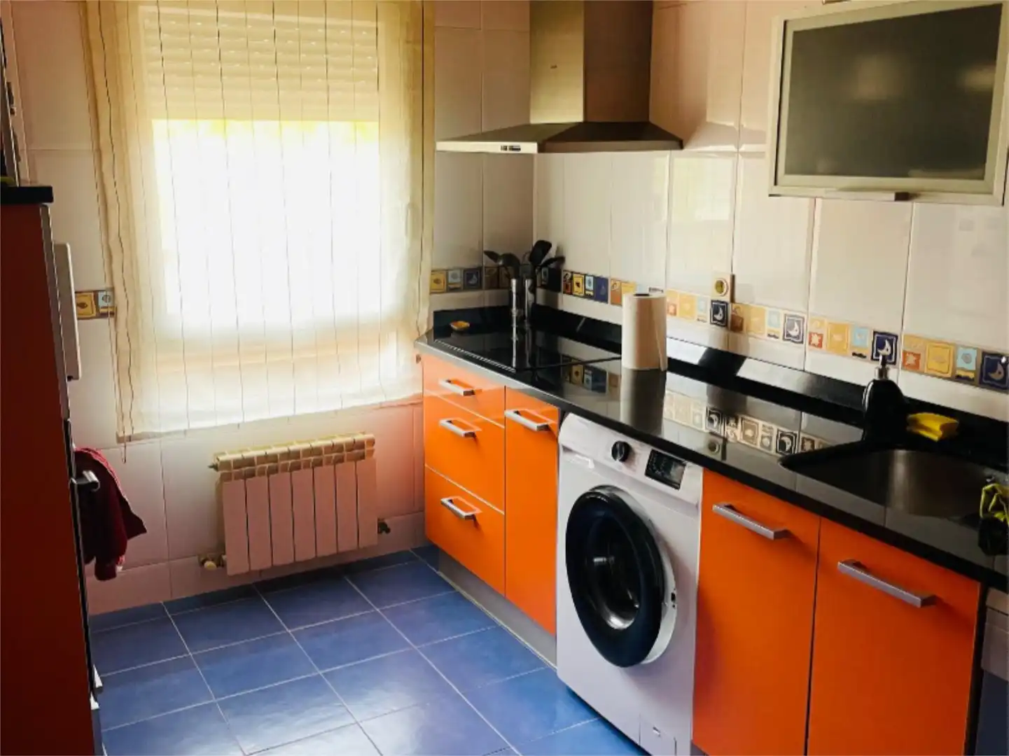 Wohnung zum Verkauf in Avenida Primero de Junio, 19, Venta de Baños Küche von Wohnung zum Verkauf in Venta de Baños