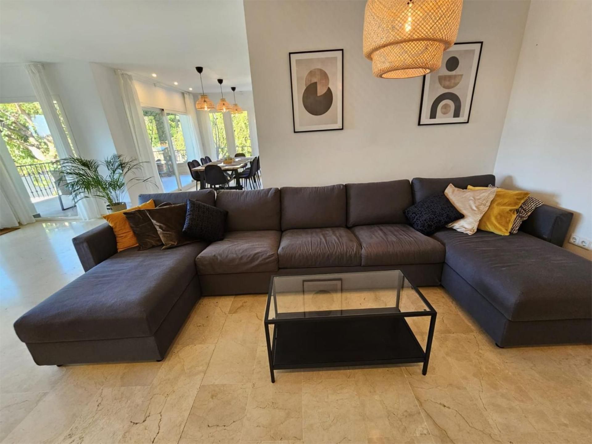 Sala d'estar de Casa o xalet de lloguer en Benalmádena amb Aire condicionat, Calefacció i Jardí privat