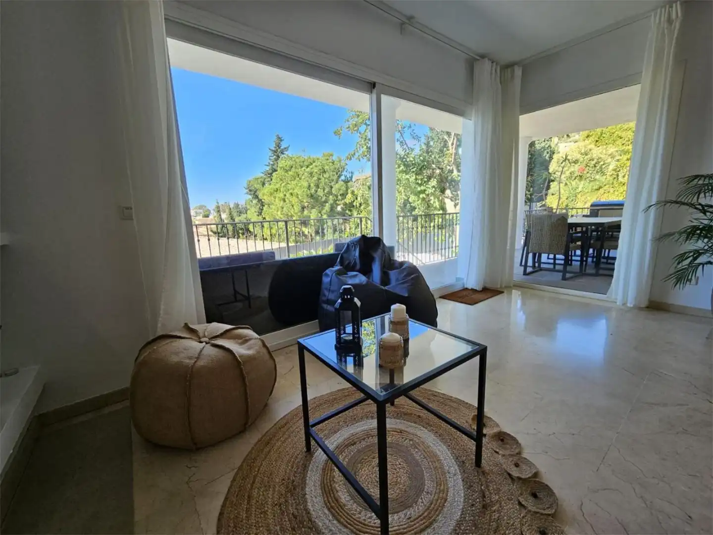 Casa o xalet de lloguer a Pasaje Córdoba, 33, La Capellanía - El Higuerón Vista exterior de Casa o xalet de lloguer en Benalmádena amb Aire condicionat, Calefacció i Jardí privat