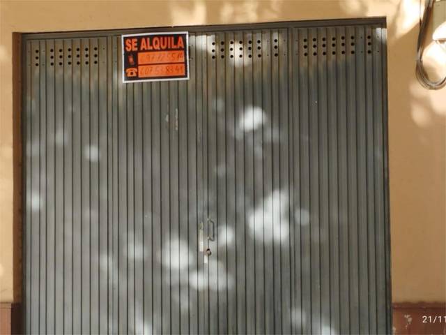 Local comercial en Alquiler en Plaza Altamira, 1 en Oliveros - Altamira