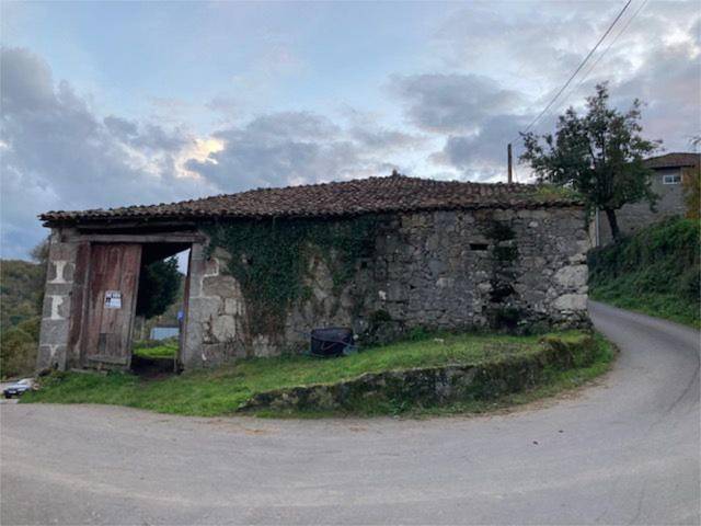 Casa-chalet en Venta en Lugar Sillan, 1 en Chantada