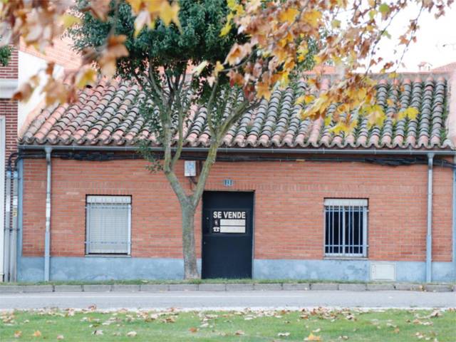 Casa adosada en Venta en Calle Alvar Fañez, 13 en Medina del Campo