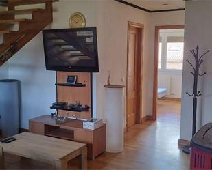 Living room of Flat to rent in Quintanar de la Sierra  with Heating, Parquet flooring and Furnished