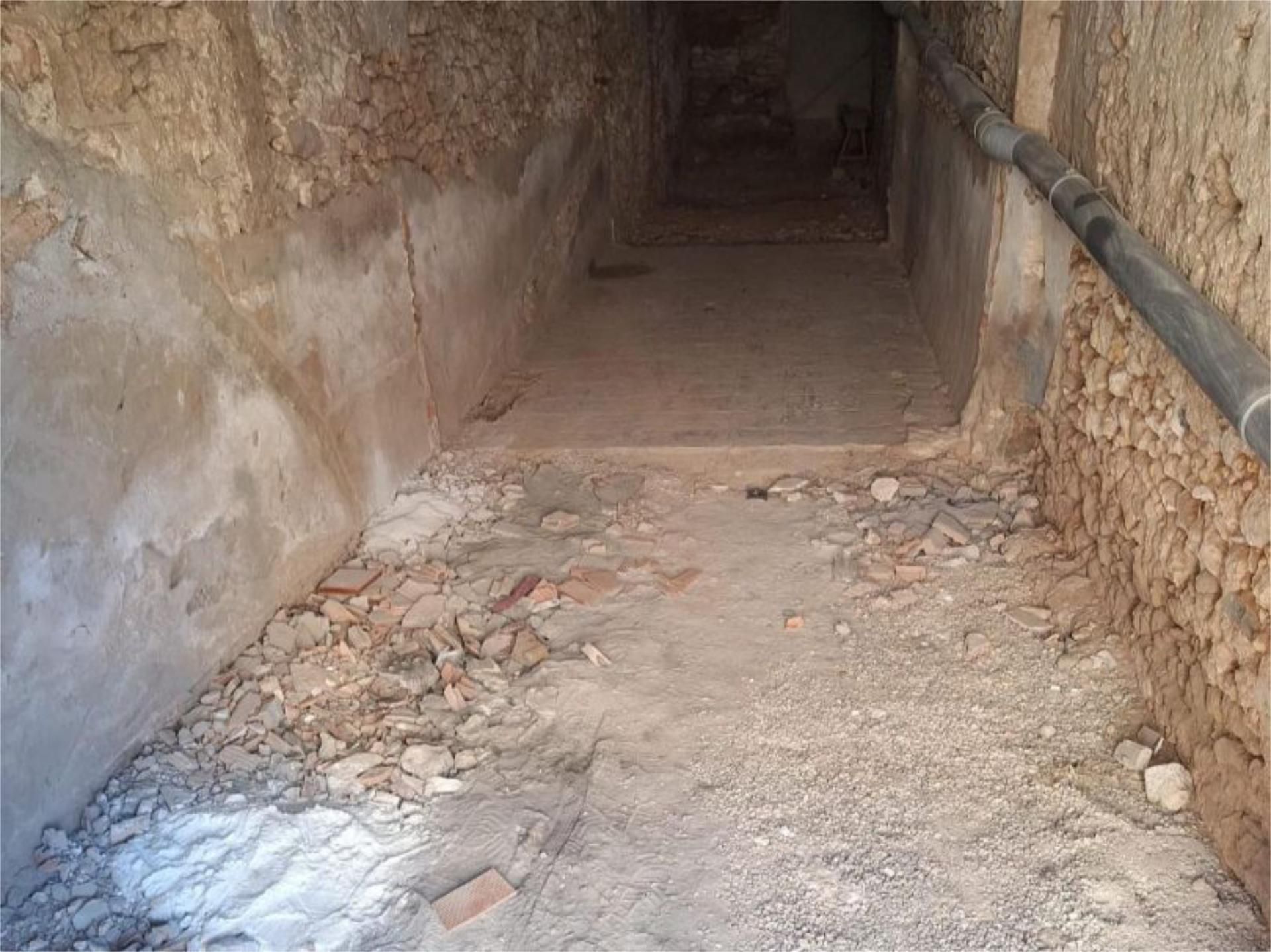 Box room to rent in Els Pallaresos