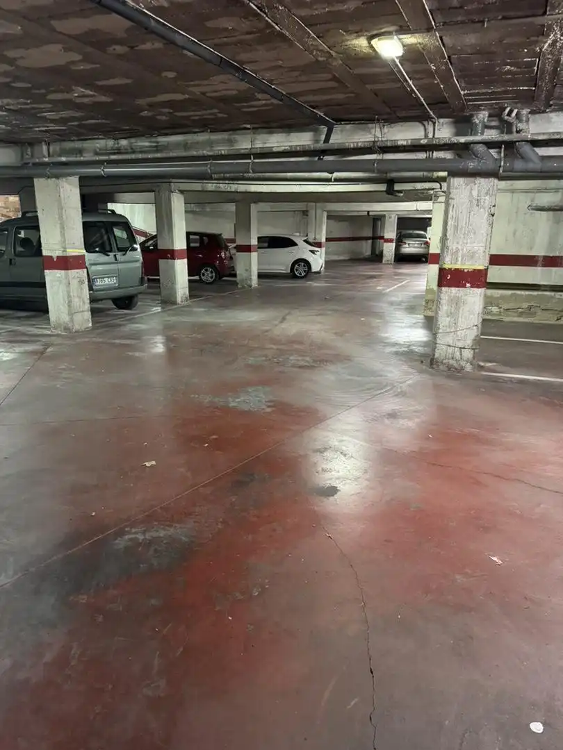 Parkplatz von Garage zur Miete in Lleida