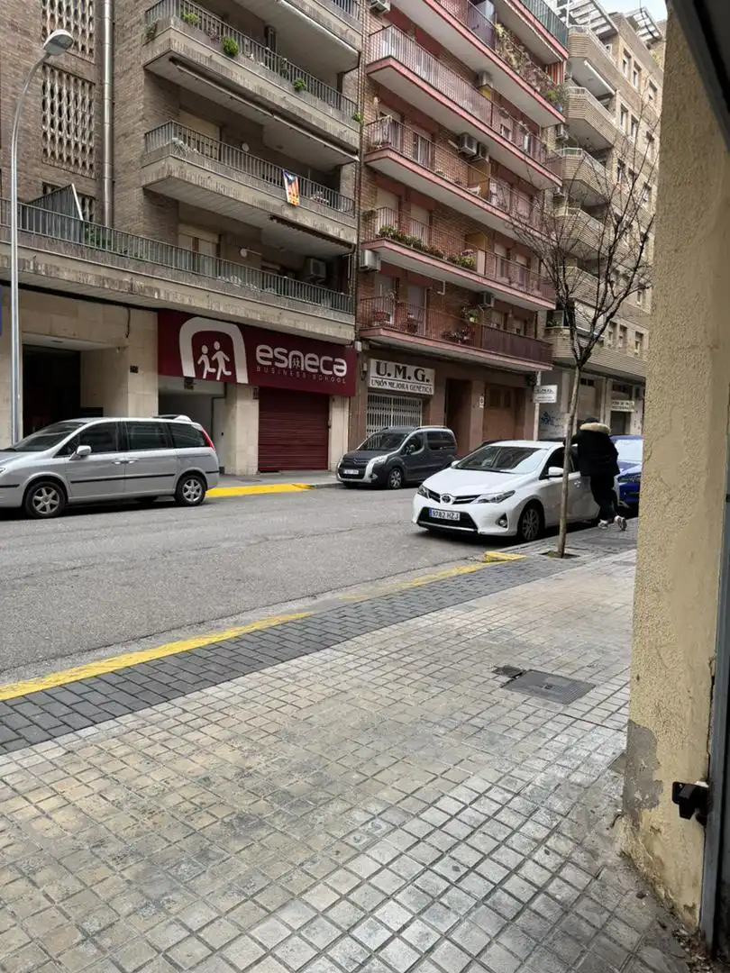 Parkplatz von Garage zur Miete in Lleida