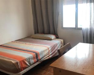 Bedroom of Flat to share in  Tarragona Capital  with Terrace, Furnished and Balcony