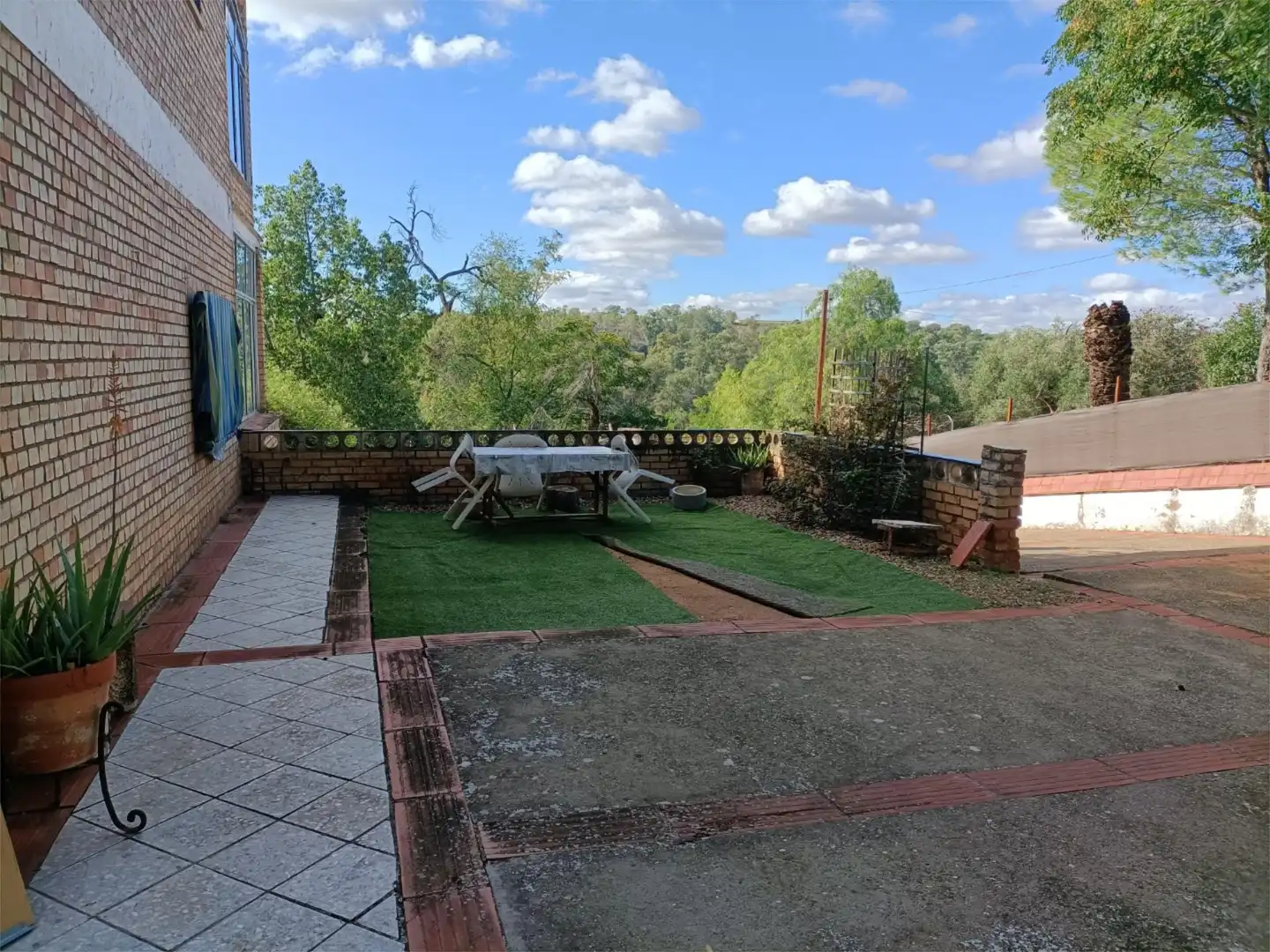 Terrassa de Casa o xalet en venda en Alcalá de Guadaira amb Aire condicionat, Jardí privat i Terrassa