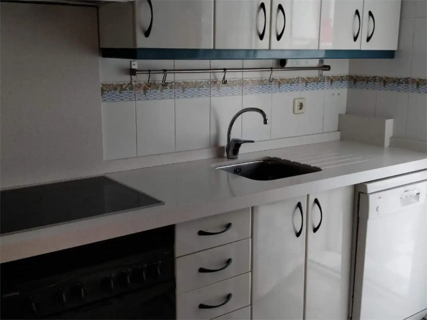 Flat for sale in Avenida Calvo Sotelo, 13, Centro Ciudad Kitchen of Flat for sale in Plasencia with Air Conditioner, Heating and Parquet flooring