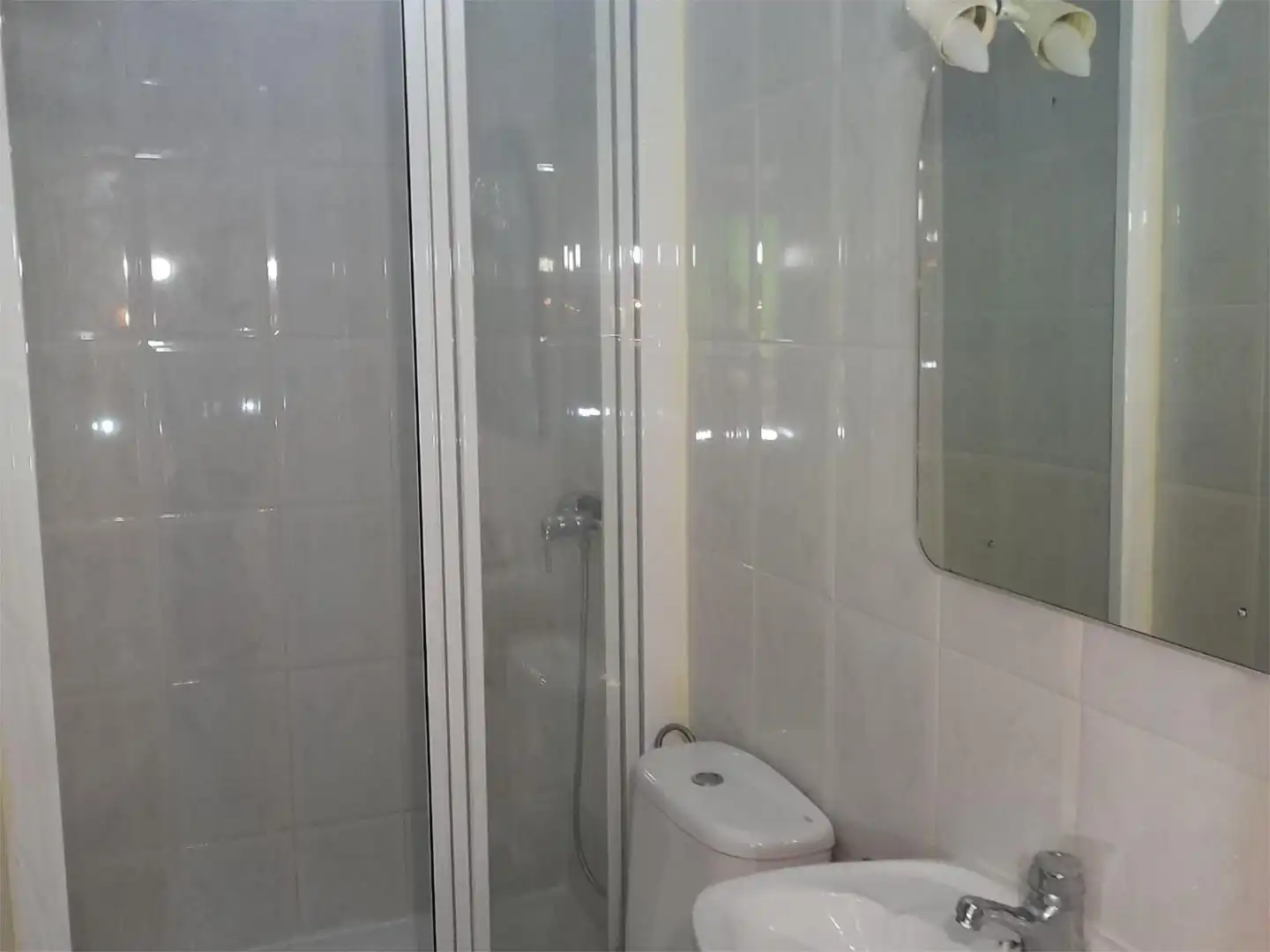 Flat for sale in Labastida Entitatea, 1, Labastida / Bastida Bathroom of Flat for sale in Labastida / Bastida