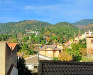 Vista exterior de Pis en venda en Santa María del Tiétar amb Terrassa