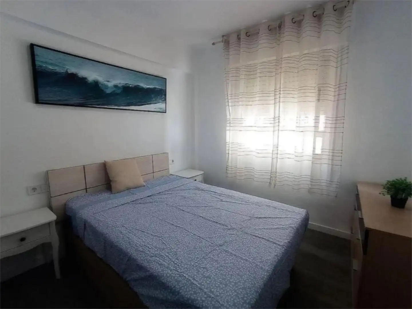 Habitación en Avinguda de la Mare de Déu de Montserrat, 241, El Guinardó Habitación de Piso para compartir en Barcelona con Aire acondicionado, Calefacción y Parquet