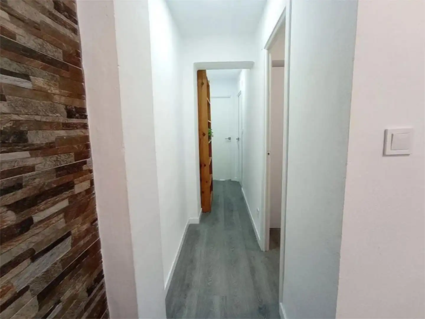 Habitación en Avinguda de la Mare de Déu de Montserrat, 241, El Guinardó Piso para compartir en Barcelona con Aire acondicionado, Calefacción y Parquet