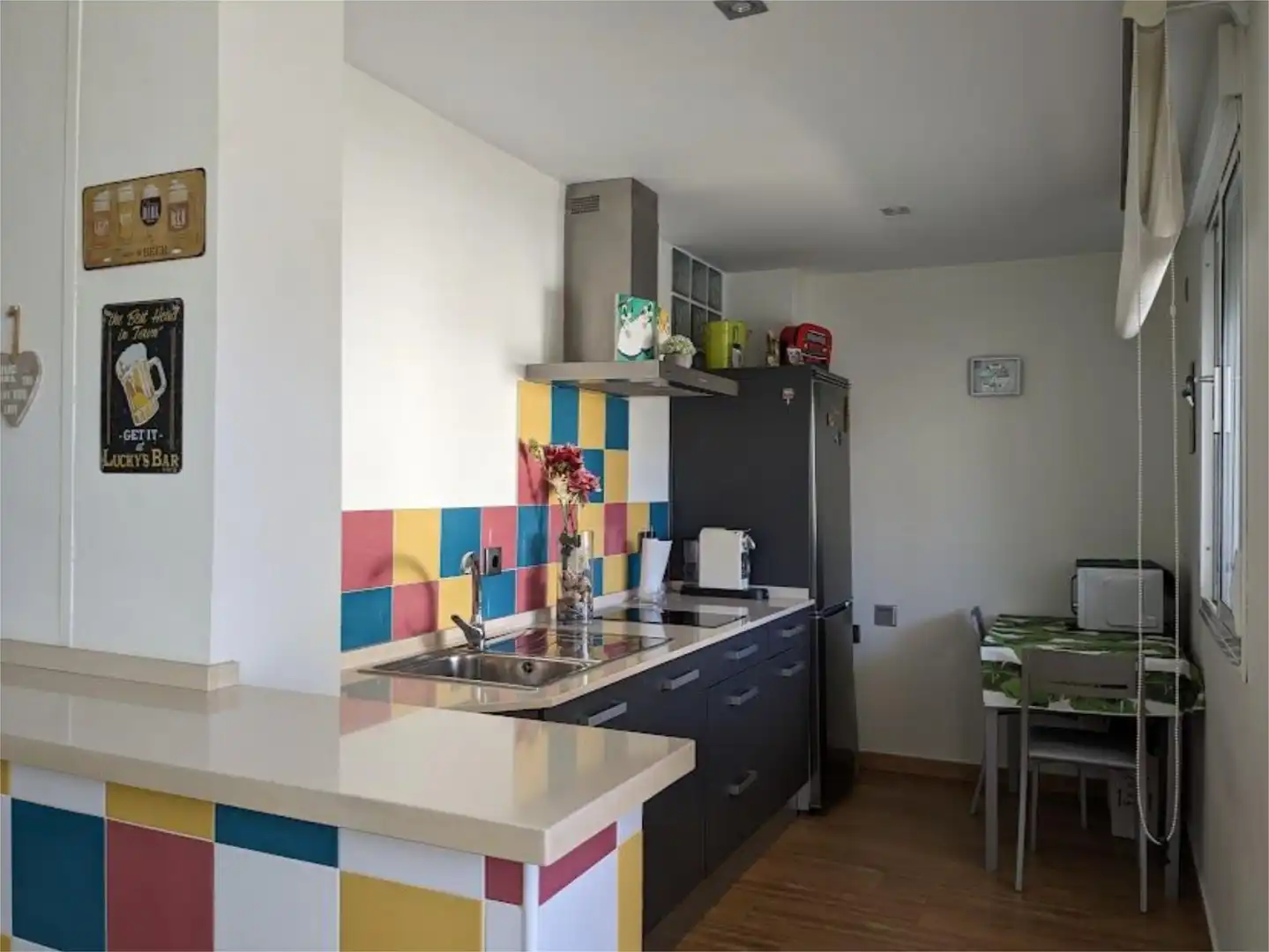 Einfamilien-Reihenhaus zum Verkauf in Calle Madroño, 26, Lebrija Küche von Einfamilien-Reihenhaus zum Verkauf in Lebrija mit Klimaanlage, Heizung und Privatgarten
