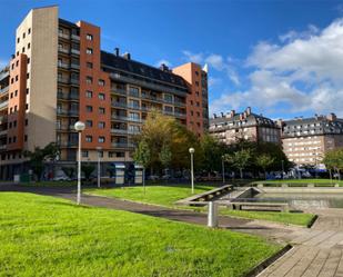 Vista exterior de Pis en venda en Bilbao  amb Calefacció, Terrassa i Traster