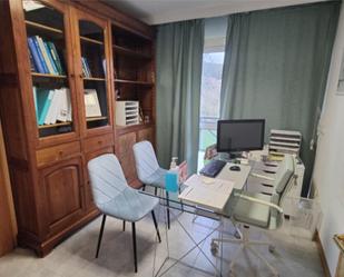 Office to rent in Santiago de Compostela 