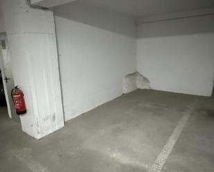 Garage to rent in Ordes