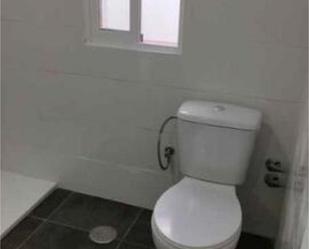 Bathroom of House or chalet for sale in  Sevilla Capital  with Terrace and Furnished