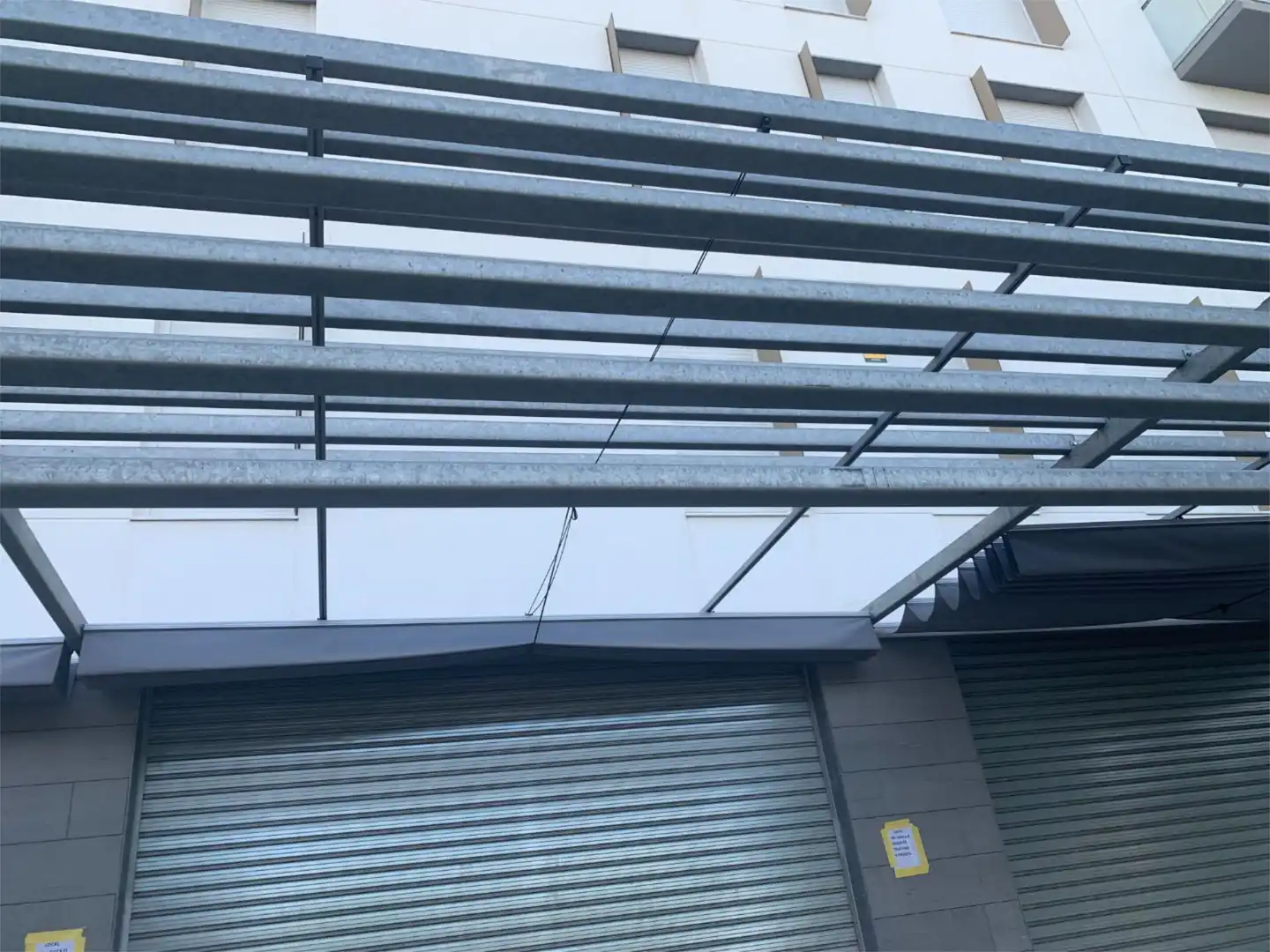 Vista exterior de Local de lloguer en Cubelles amb Aire condicionat, Calefacció i Moblat